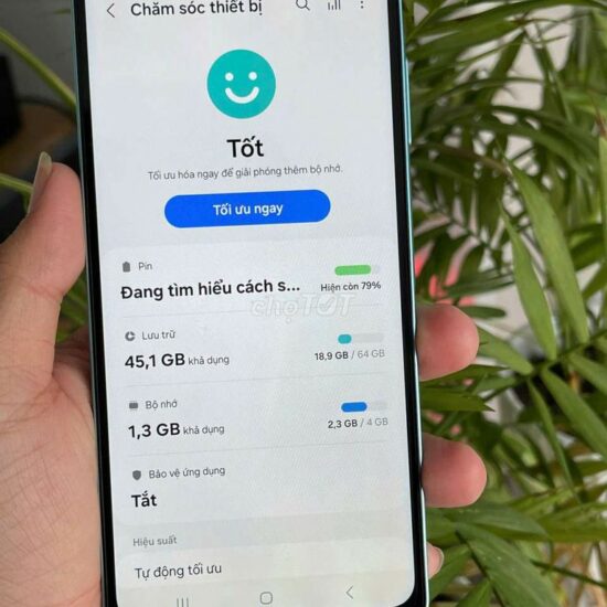 Điện thoại Samsung A06 4gb/64 máy còn bảo hành TGDD